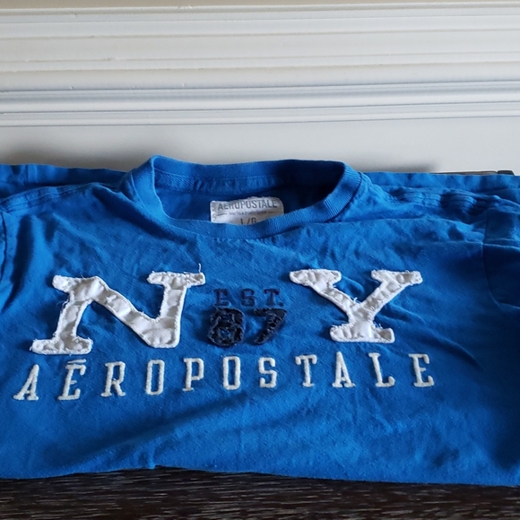 Aeropostale Men’s Blue Graphic Short Sleeve Tee - Picture 3 of 6